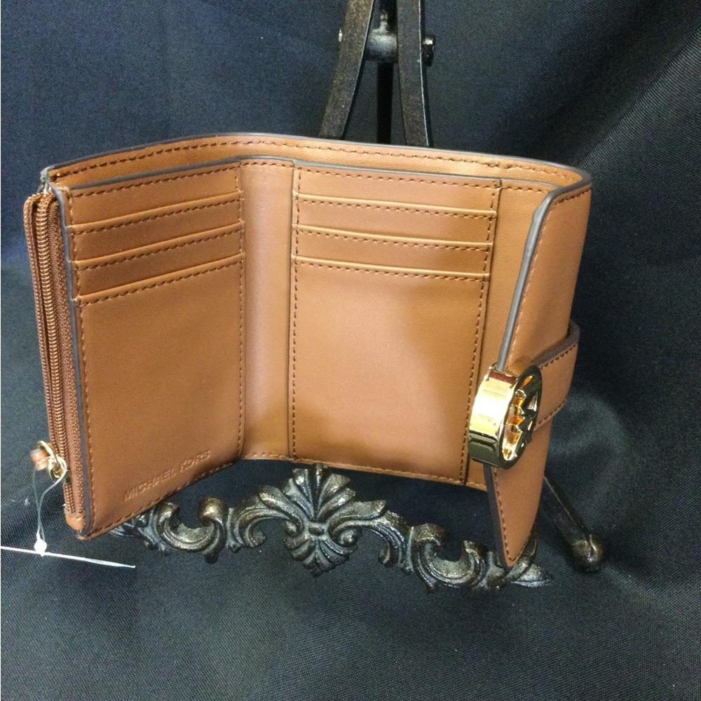 MICHAEL KORS WALLET, NWT - Picture 4 of 5